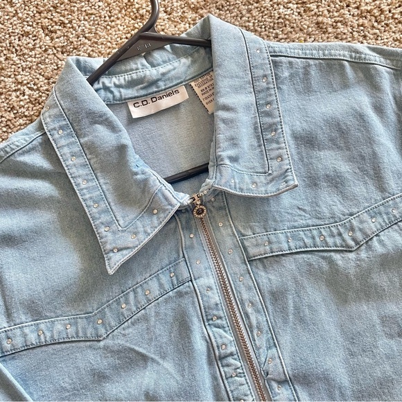 Cathy Daniels Tops - C.D. Daniels Denim Shirt Women’s 1X Blue Zip Up Rhinestone Pockets VTG Cottage